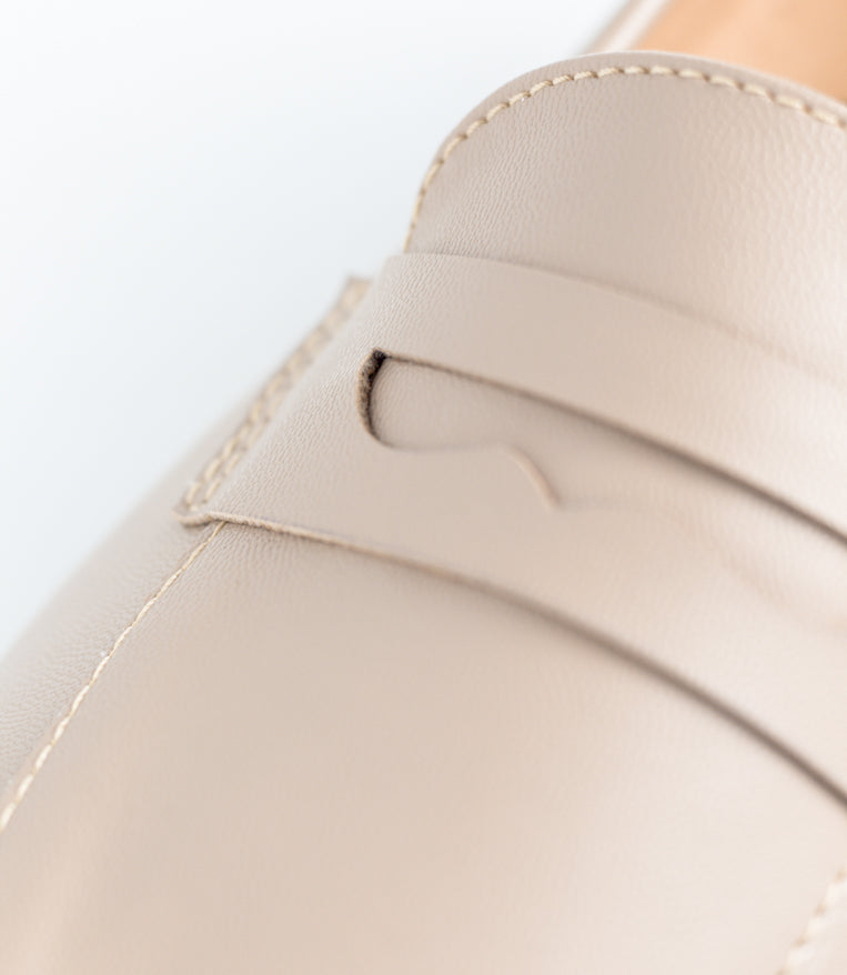 Lia Beige