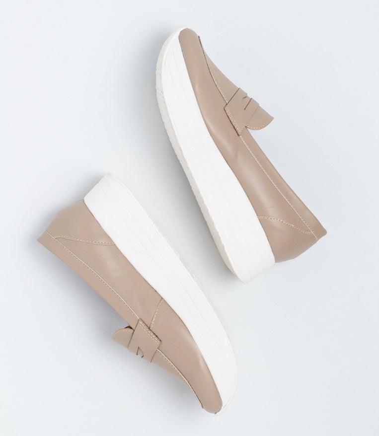 Lia Beige