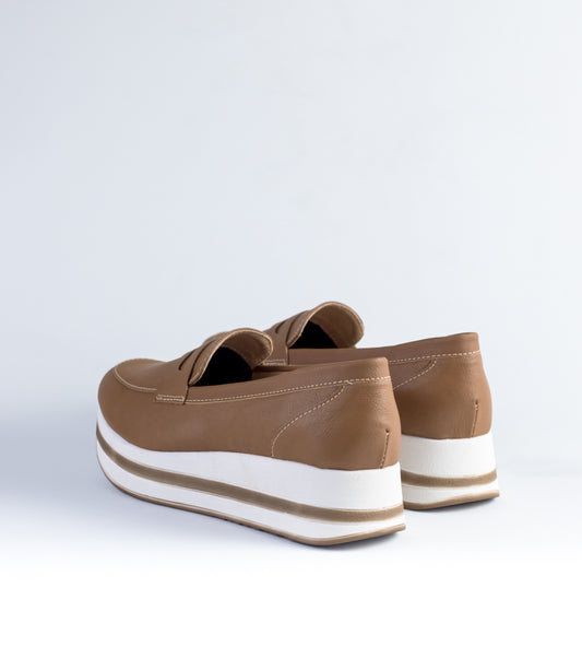 Lilian Camel